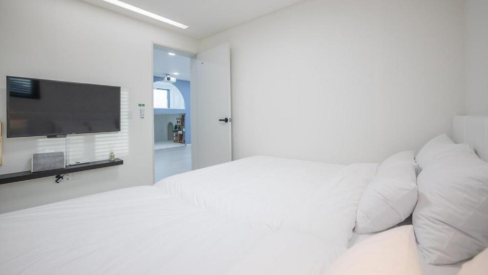 Pohang The Elite Private Kids Pool Villa Room photo