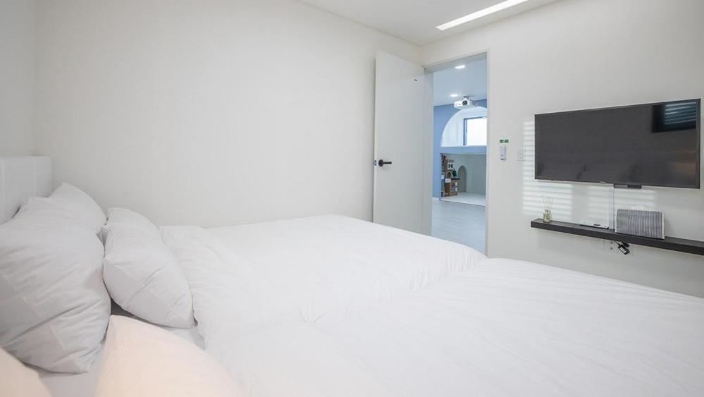 Pohang The Elite Private Kids Pool Villa Room photo